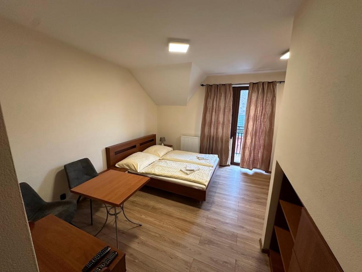 Penzion Tulip Červený Kláštor Bagian luar foto