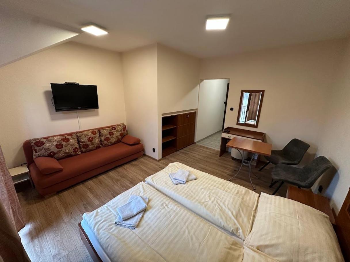 Penzion Tulip Červený Kláštor Bagian luar foto